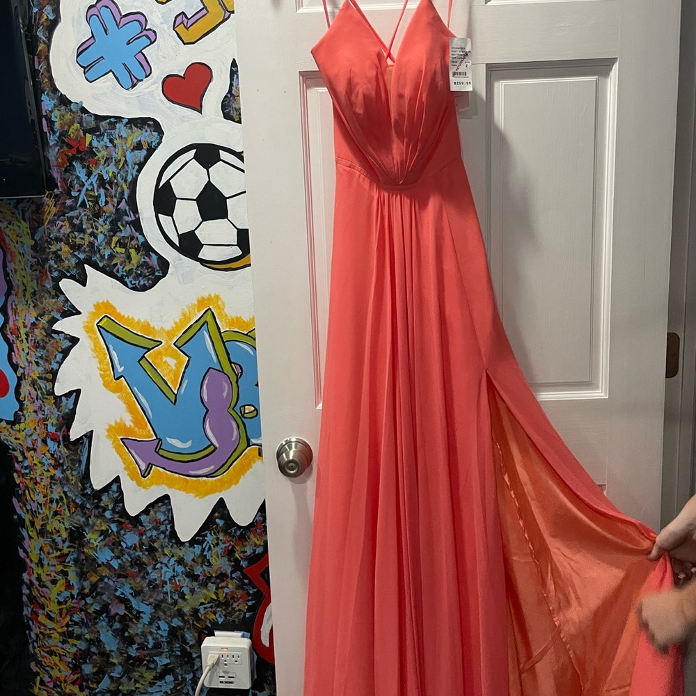 CORAL DRESS W/ SLIT
